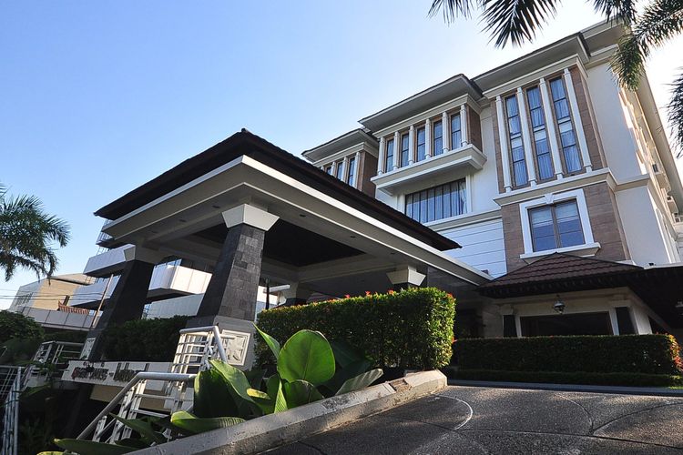 Arion Suites Hotel, salah satu hotel dekat Stasiun Bandung. 