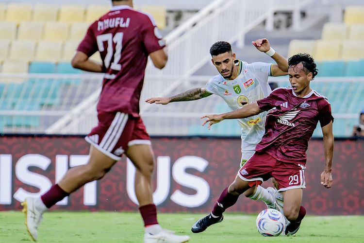 Bernardo Tavares Soroti Tiga Masalah Utama Usai Persebaya Kalah Perdana