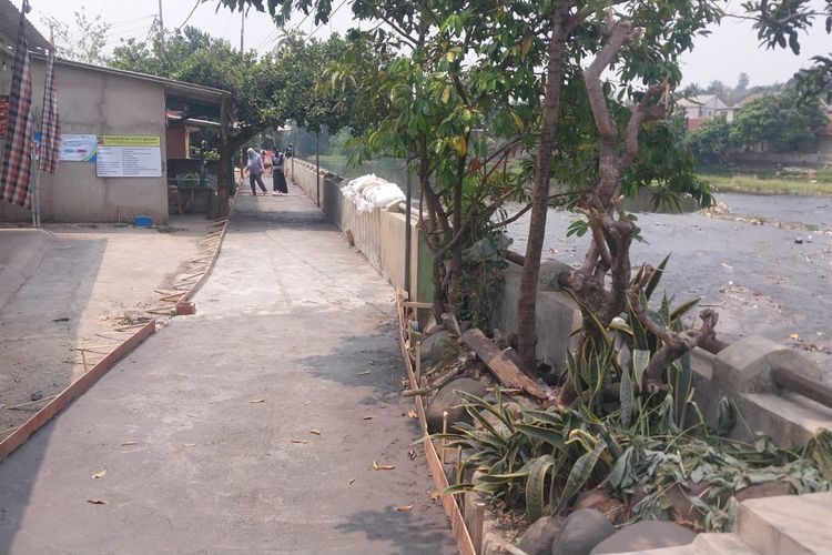 Mengapa Jalan Alternatif ke Puncak dari Bendung Katulampa Ditutup?