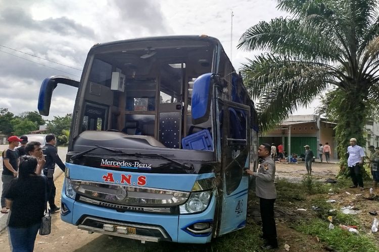 Kecelakaan Bus ANS dan Truk di Jalan Lintas Sumatera, 1 Tewas