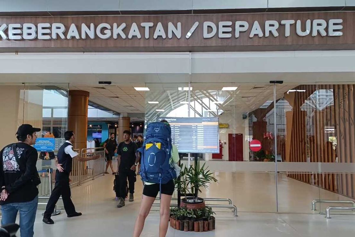 Sempat Terdampak Abu Vulkanik Lewotobi, Penerbangan Bandara Lombok Kembali Normal