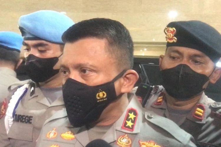 Kepala Divisi Profesi dan Pengamanan (Kadiv Propam) Polri nonaktif Irjen Ferdy Sambo saat menjalani pemeriksaan terkait tewasnya Brigadir J di Bareskrim Polri, Jakarta Selatan, Kamis (4/8/2022).