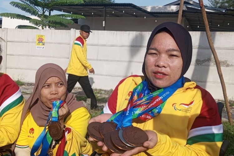 Cerita Atlet Disabilitas Naik Travel ke Pekanbaru, Demi Ikut Demo Menagih Bonus ke Pemprov Riau