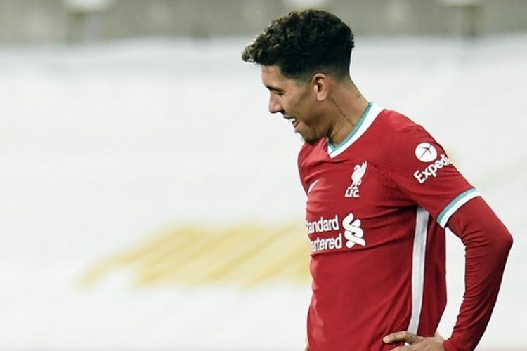 Reaksi penyerang Liverpool, Roberto Firmino, usai laga Liga Inggris kontra Newcastle United di Stadion St James Park, Newcastle, berakhir 0-0 pada Kamis (31/12/2020) dini hari WIB.