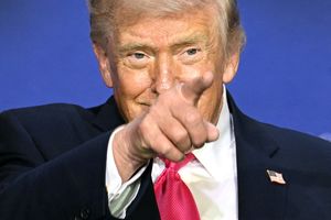 Trump Desak Iran Segera Berdamai atau Hadapi Kehancuran Total