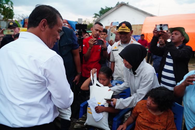 Mentan Amran Jamin Kebutuhan Pangan Korban Gempa NTT Aman Sampai Setahun 