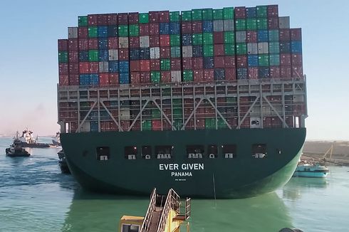 Terusan Suez Terkini: Kapal Ever Given Hampir Bebas, tapi Ada Kerusakan