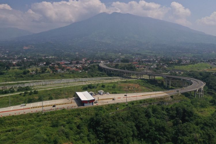 PT Waskita Toll Road (WTR) telah mengoperasikan dua ruas tol secara fungsional untuk mendukung arus lalu lintas Natal 2022 dan Tahun Baru 2023.