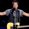sell your haunted house menceritakan tentang Lirik dan Chord Lagu Bandlands - Bruce Springsteen