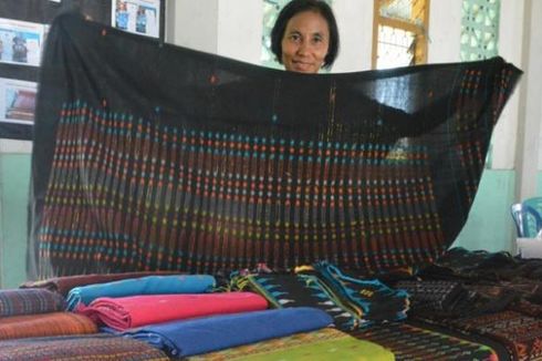 Motif Mata Manuk di Tenun Sulam Flores Barat