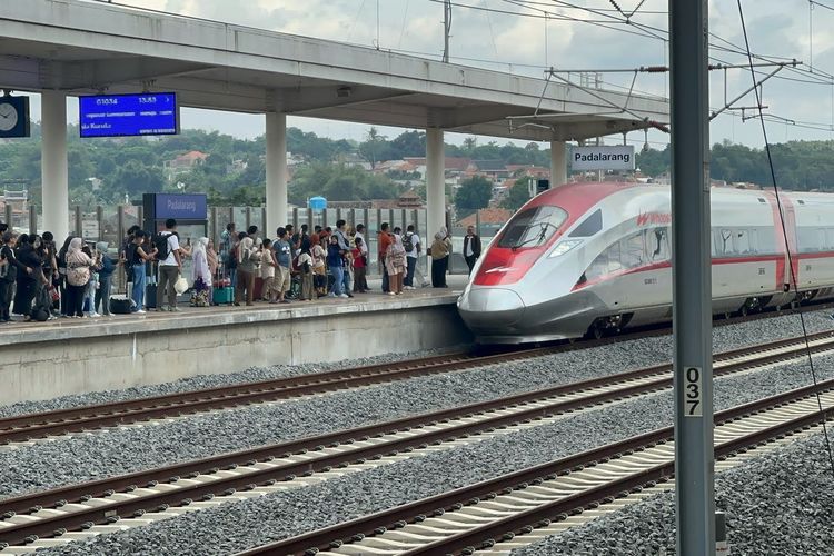 Dalam 3 Bulan, WIKA Rugi Rp 483 Miliar Karena Whoosh