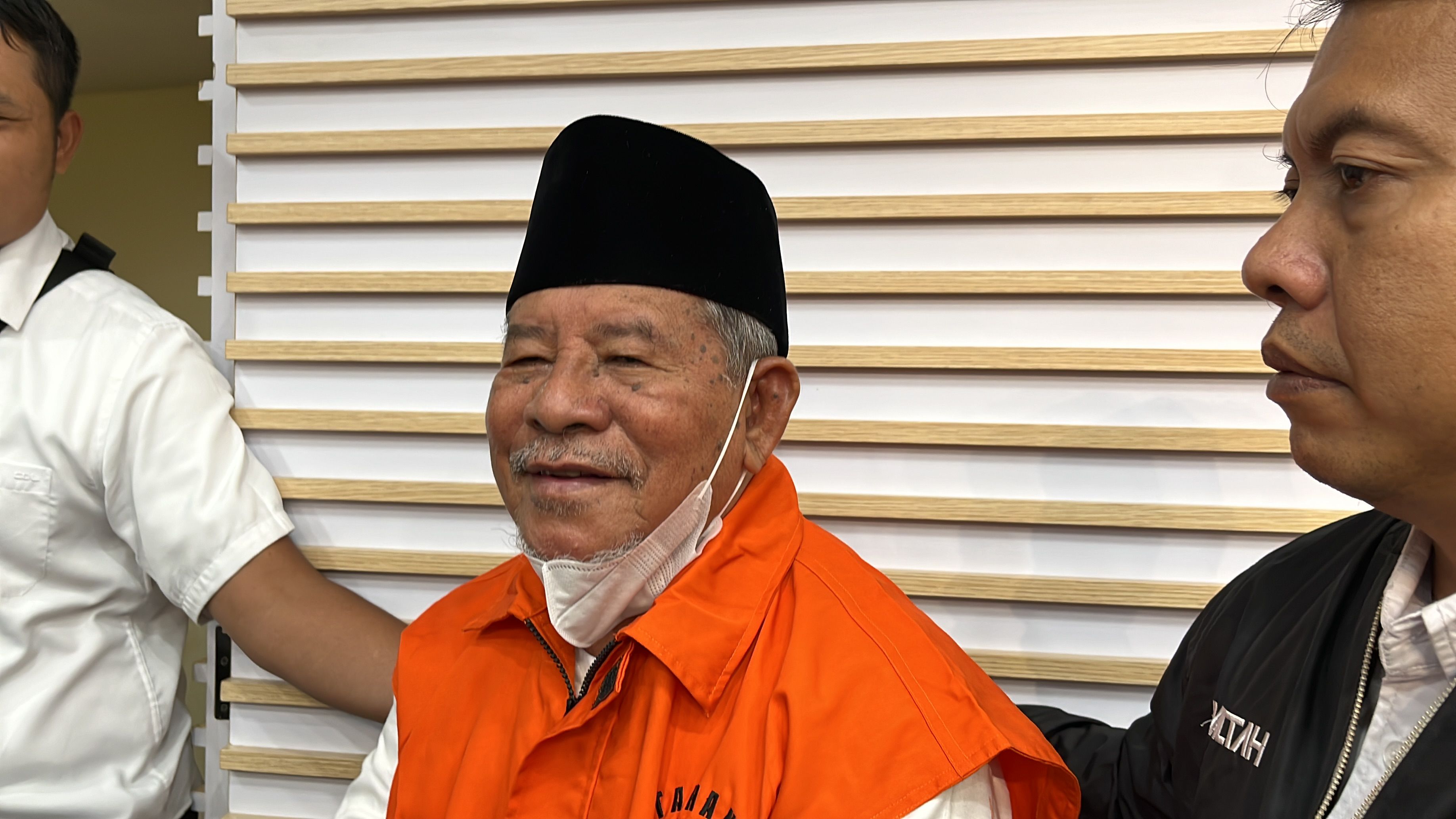 KPK Duga Gubernur Maluku Utara Terima Aliran Dana Terkait Izin Tambang