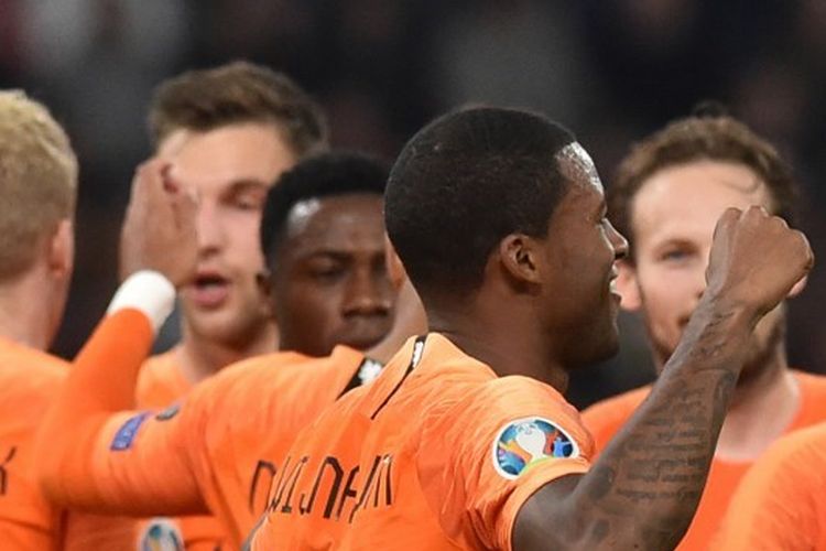 Georginio Wijnaldum merayakan golnya pada pertandingan Belarus vs Belanda dalam lanjutan kualifikasi Euro 2020 di Minsk, 13 Oktober 2019. 