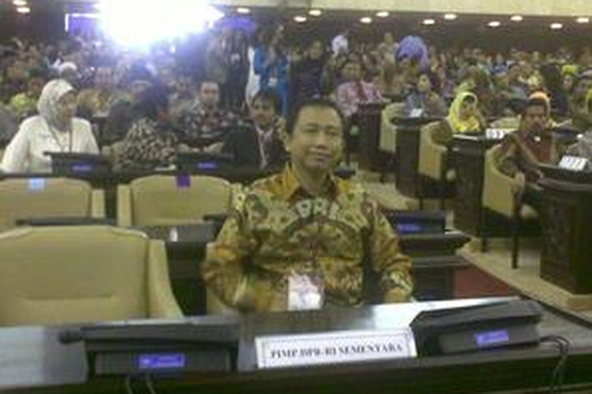 Anggota DPR RI terpilih Marzuki Alie dari Partai Demokrat menghadiri gladi resik pelantikan anggota DPR dan DPD RI di Gedung Nusantara MPR/DPR RI, Rabu (30/9).