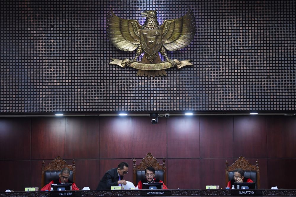 Hakim Saldi Isra Ungkap Putusan MK soal Usia Capres-Cawapres Berubah Usai Anwar Usman Terlibat