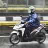 Naik Motor Saat Hujan Lebat, Sebaiknya Kurangi Pakai Rem Depan