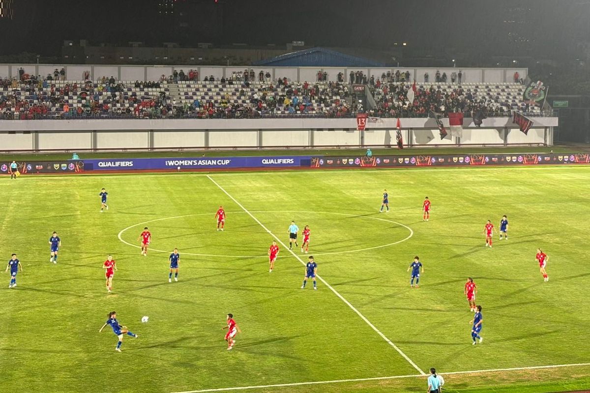 Suasana laga Taiwan vs Timnas Putri Indonesia yang berlangsung pada Sabtu (5/7/2025) malam di Stadion Sport Center Kelapa Dua, Tangerang, mulai pukul 20.00 WIB.