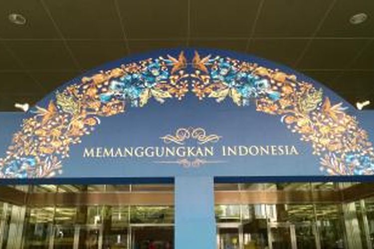 Pintu masuk acara Memangggungkan Indonesia yang dihelat dalam rangka HUT KOMPAS yang ke 50 tahun di Jakarta Convention Center, Senayan, Jakarta Pusat, Rabu (2/9/2015).