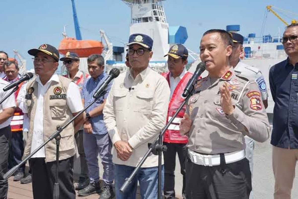 Kakorlantas Polri Irjen Pol Aan Suhanan bersama Kemenko PMK dan Kemenhub mengadakan Rapat Koordinasi Angkutan Lebaran 2024.