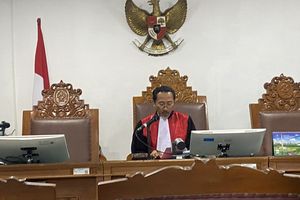 Saat Hakim Pukul Palu di Tengah Sengitnya Perdebatan Sidang Roy Suryo...