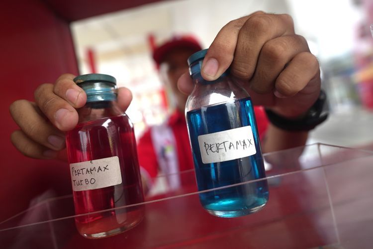 PT Pertamina Patra Niaga Regional Kalimantan memastikan penyaluran bahan bakar minyak (BBM) ke Pulau Maratua, Kabupaten Berau, Kalimantan Timur, tetap berjalan meskipun ada keterbatasan akses distribusi. Jumat (22/8/2025)