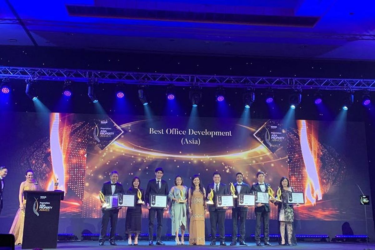 Sinar Mas Land raih lima penghargaan di ajang PropertyGuru Asia Property Awards 2022 di Bangkok, Thailand, Jumat (9/12/2022). 