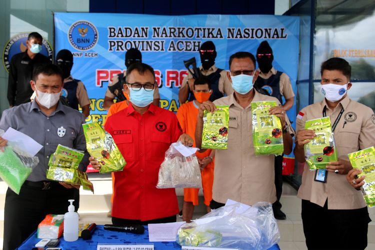 Bandan Narkotika Nasional (BNN) Provinsi Aceh berhasil menggagalkan pengedaran delapan kilogram sabu dan sembilan ribu butir lebih ekstasi dari dua jaring bandar narkotika  yang ditangkap di wilayah Kabupaten Aceh Utara dan Medan Sumatera Utara.