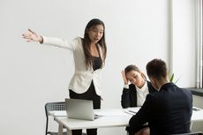 5 Tanda Kamu Tidak Disukai Teman Kerja di Kantor