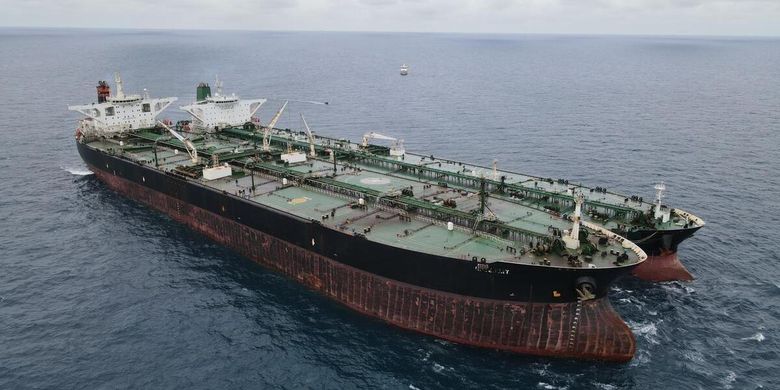 Indonesia Nabs Foreign Tanker Ships in West Kalimantan Waters