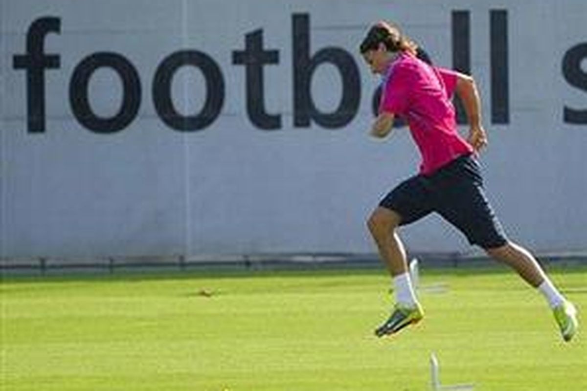 Striker Barcelona, Zlatan Ibrahimovic, sedang berlatih tempat latihan milik Barcelona di Joan Gamper, St Joan Despi, dekat Barcelona pada 20 Juli 2010.