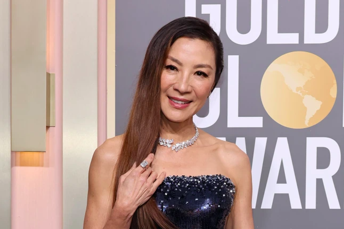 Michelle Yeoh di Golden Globe 2023