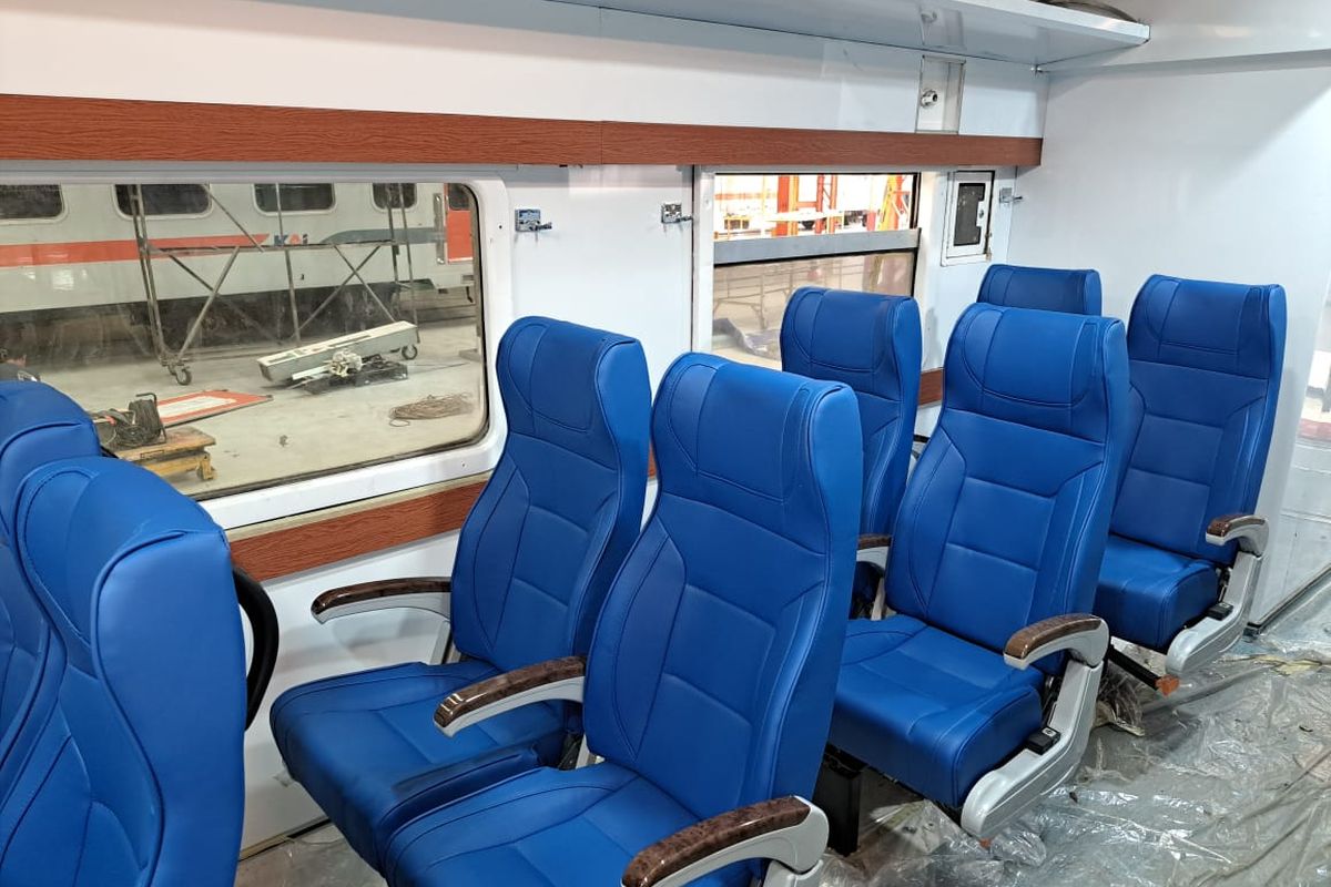 PT Kereta Api Indonesia (Persero) memodifikasi kursi kereta ekonomi non-subsidi atau komersial menjadi seperti kursi di kereta eksekutif. Pada tahap awal ini, sudah ada 4 gerbong kereta ekonomi yang telah berhasil dimodifikasi.