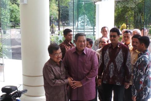 Bertemu, SBY-JK Saling Bertanya soal Anak dan Cucu