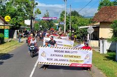 Jalan Rusak di Sleman Sering Sebabkan Kecelakaan, Jaga Warga Pasang "Banner" Minta Diperbaiki