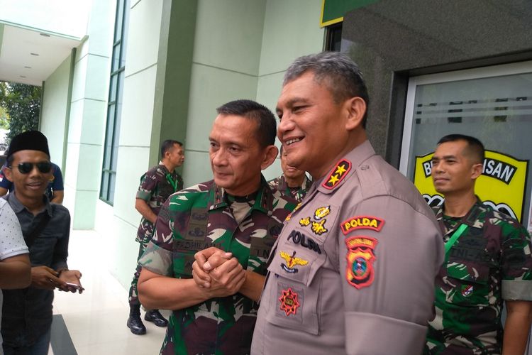 Panglima Kodam I Bukit Barisan,  Mayjend TNI MS Fadhillah bertemu dengan Kapolda Sumut, Irjen Pol Martuani Sormin di Balai Prajurit di Kodam I BB, pada Jumat siang (28/2/2020). Pangdam menginstruksikan agar kerusakan di Polsek untuk segera diperbaiki.