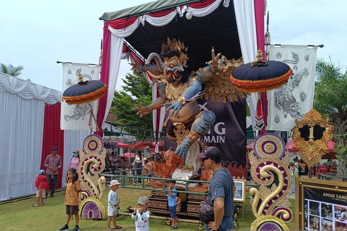 Salah satu Ogoh-ogoh yang ditampilkan dalam parade Ogoh-ogoh di Tabanan, Bali, Sabtu (15/3/2025).