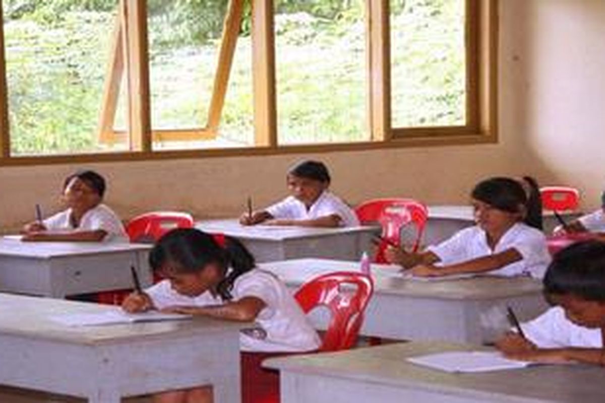 Ilustrasi: DPRD Kota Malang, Jawa Timur, mengusulkan biaya pendaftaran RSBI Rp 150.000 per siswa, bisa disubsidi dari APBD 2011.