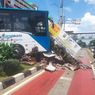 Pos Polisi yang Ditabrak Bus Transjakarta di Simpang PGC dalam Kondisi Kosong