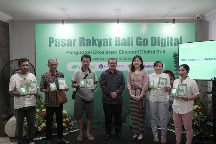 Nobu Bank Bagikan Soundbox QRIS Gratis untuk Pedagang Pasar Sukawati
