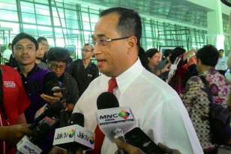 Direktur Utama PT Angkasa Pura II Budi Karya Sumadi di Terminal 3 Ultimate Bandara Internasional Soekarno-Hatta, Kamis (21/4/2016)