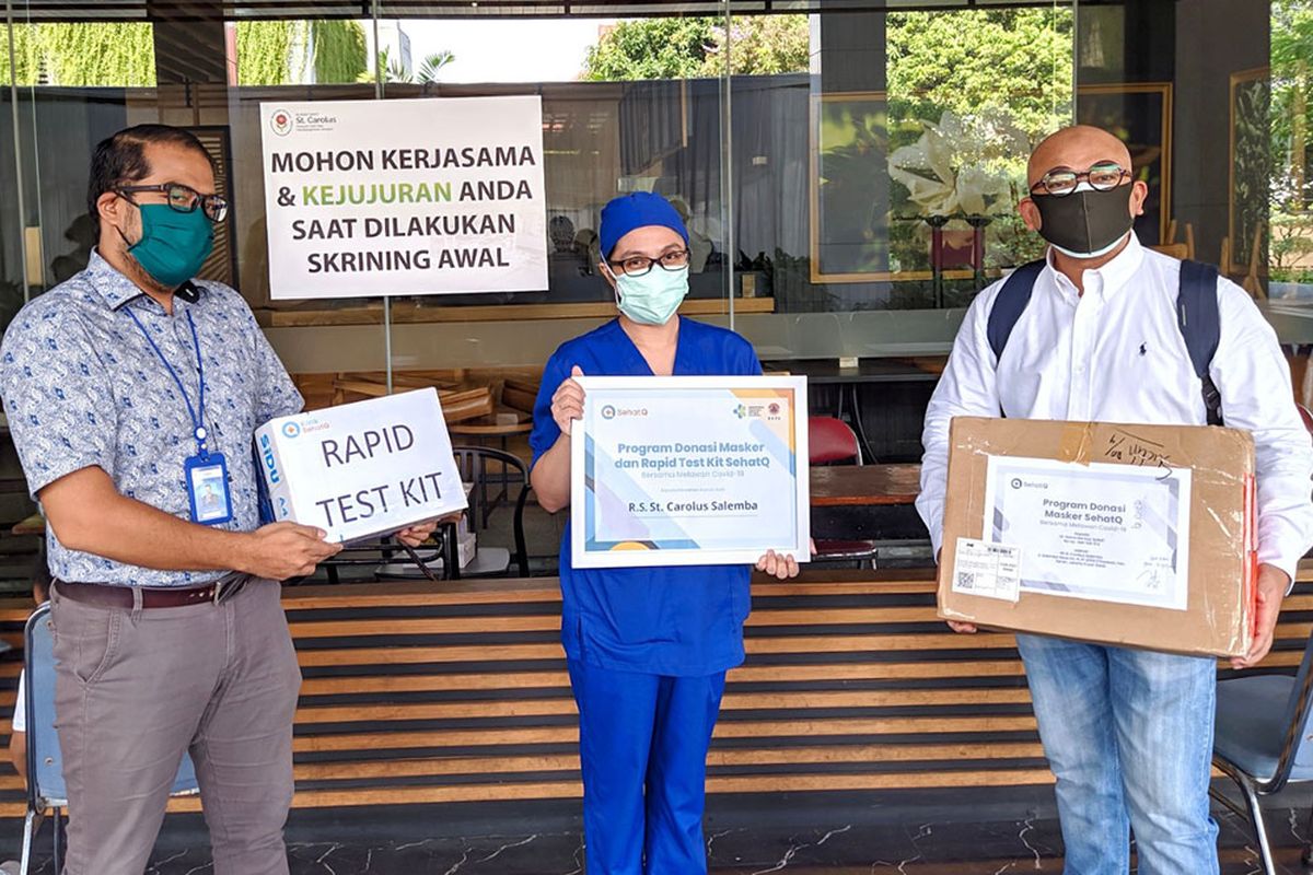 SehatQ bersama Sinar Mas membagikan ribuan masker bagi tenaga medis, dan menghadirkan program rapid test Covid-19 gratis