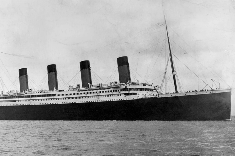 Kapal Titanic. Menu makan malam untuk penumpang kelas satu RMS Titanic berhasil terjual seharga Rp 1,6 miliar.