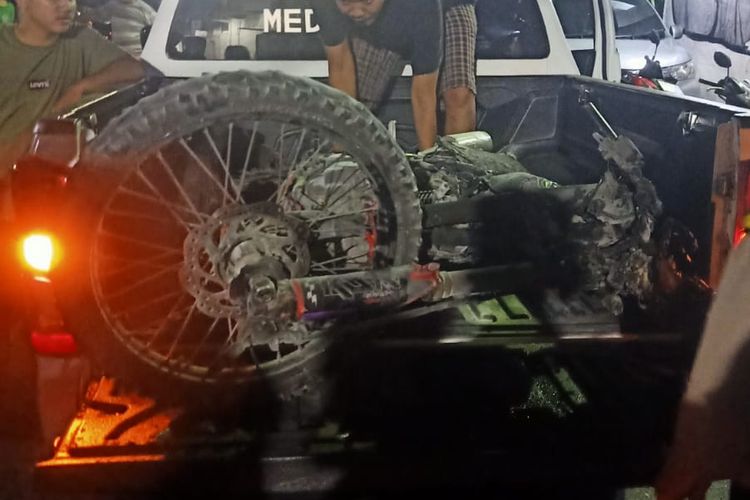 Tabrakan Maut di Medan, Dua Sepeda Motor Hangus Terbakar dan Tiga Orang Terluka