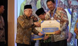 Berhasil Turunkan Stunting, Pemprov Jateng Terima Insentif Fiskal Rp 6,45 Miliar dari Wapres Ma’ruf