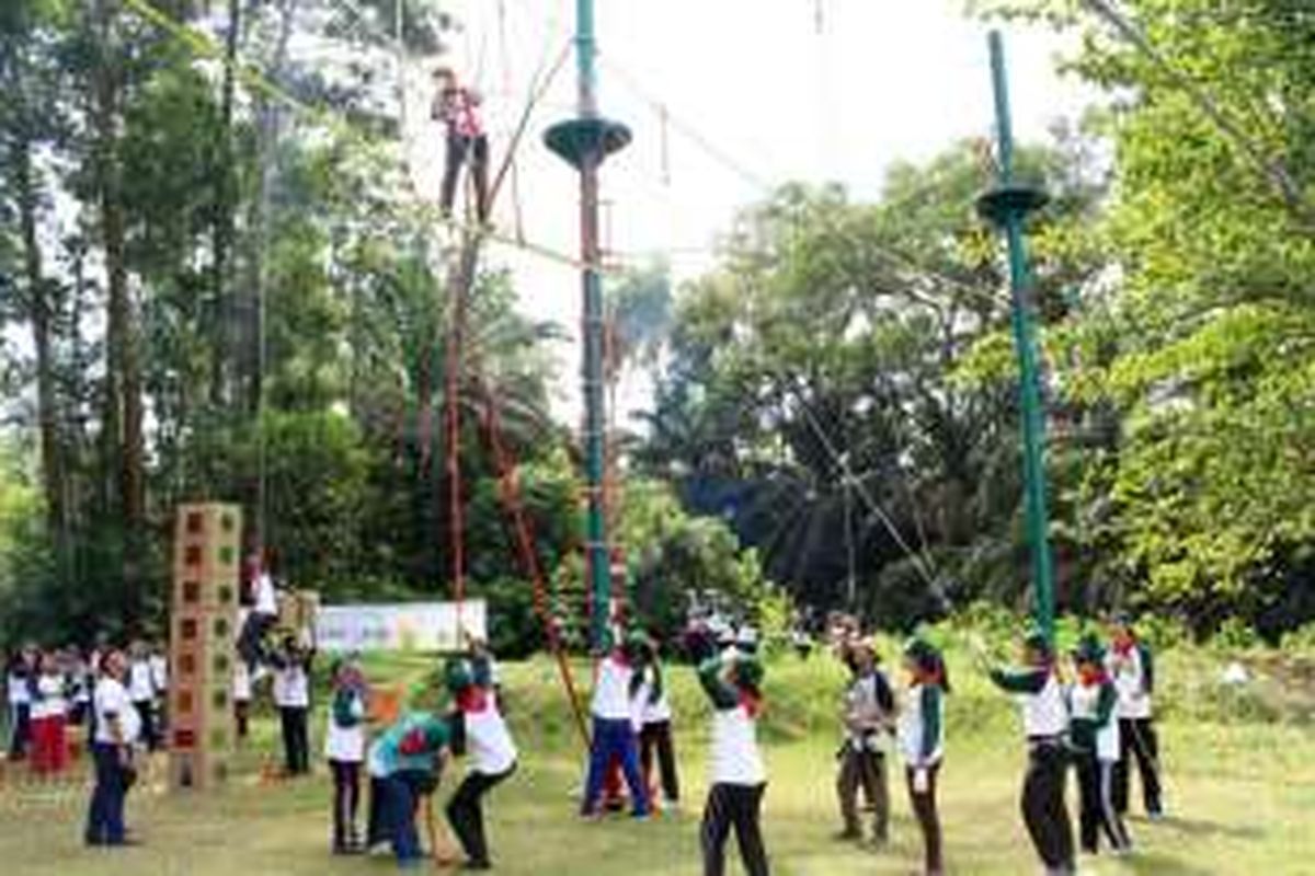 Beasiswa Tanoto Foundation mencakup dukungan finansial serta pelatihan soft skills, termasuk kepemimpinan, kerjasama dan pengembangan jejaring.