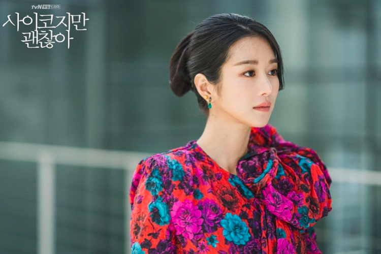 Karakter Ko Mun Yeo yang diperankan oleh Seo Ye Ji dalam drama It’s Okay To Not Be Okay.