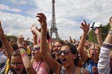 Menara Eiffel Dibuka bagi Anak-anak Kurang Mampu dari Seluruh Dunia