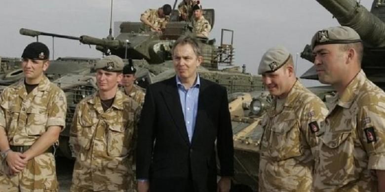 Tony Blair, PM Inggris 1997-2007, mengakui bahwa informasi intelijen tentang senjata pemusnah massal di Irak ternyata salah dan invasi telah membuat Irak tidak stabil. Namun  ia masih percaya negara itu akan lebih baik tanpa Saddam.