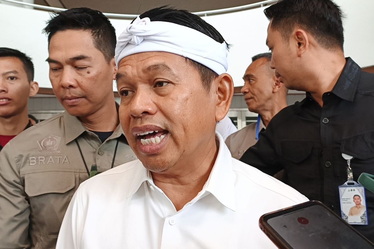 Gubernur Jawa Barat Dedi Mulyadi saat ditemui di Gedung Sasana Budaya Ganesha (Sabuga) ITB, Jalan Tamansari, Kota Bandung, Rabu (20/8/2025).