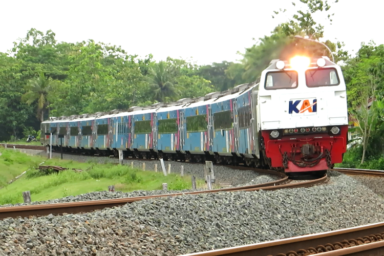 Ilustrasi kereta api. Harga tiket kereta api Malang-Yogyakarta.